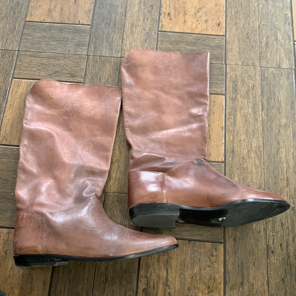 Tan/Brown leather boots